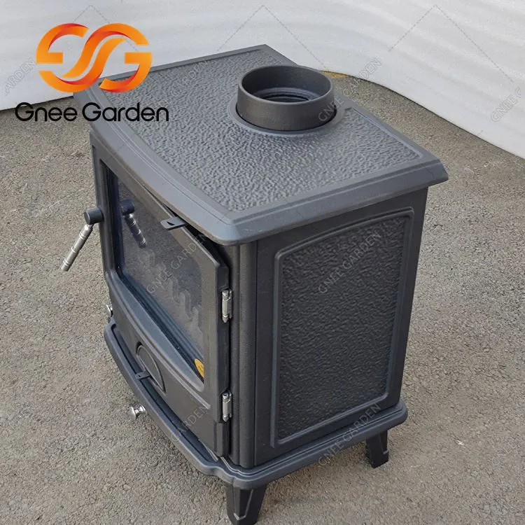 প্রাচীন কাস্ট আয়রন ফায়ারপ্লেস