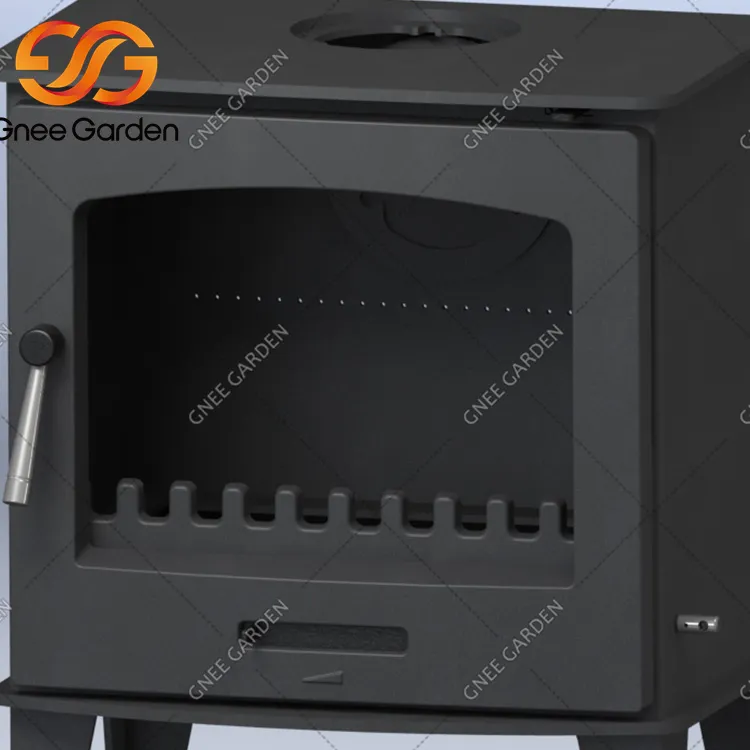 চিমনি সহ ফ্রিস্ট্যান্ডিং কাঠ জ্বলন্ত চুলা