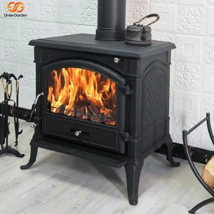 লোহার কাঠ জ্বলন্ত চুলা