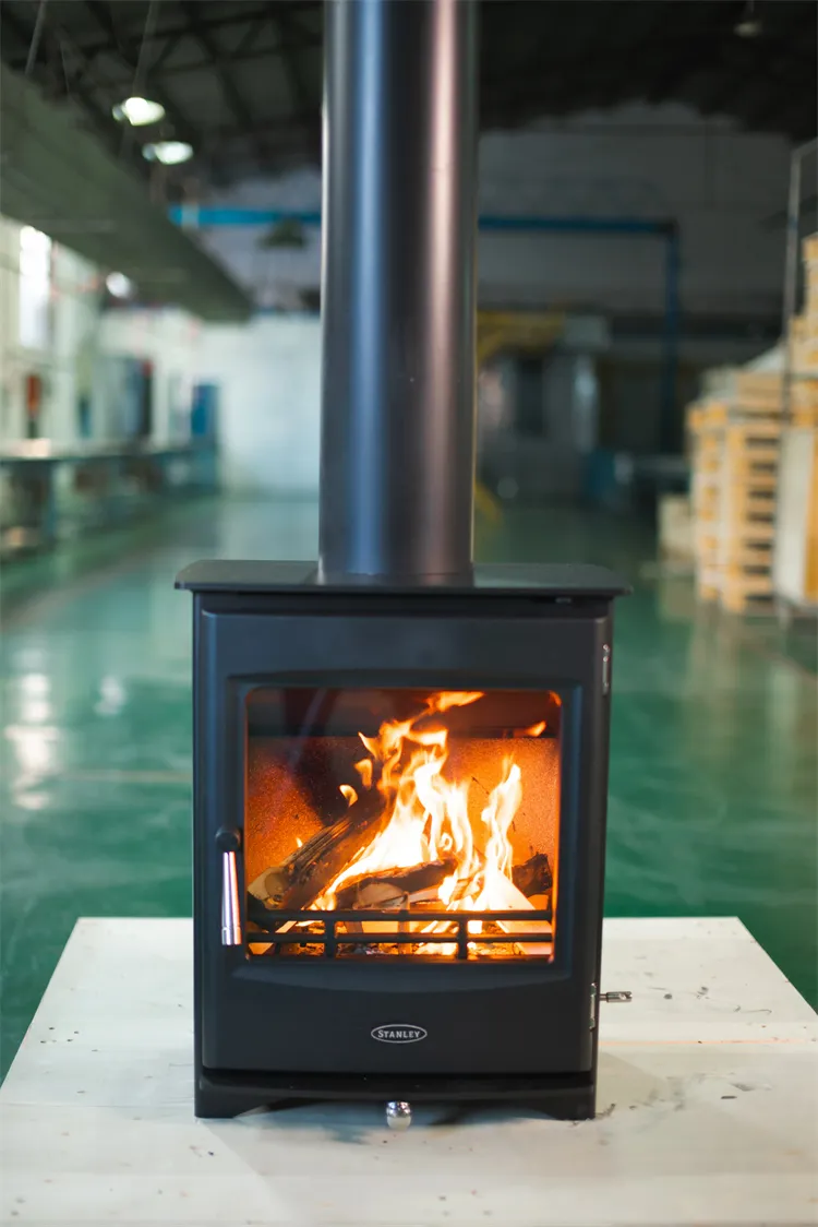 কাঠ জ্বলন্ত সন্নিবেশ